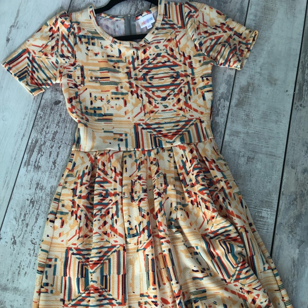 Lularoe XS NWT Amelia Dress